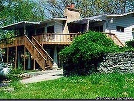 Lakeshore Bed & Breakfast Indian Point Eksteriør billede